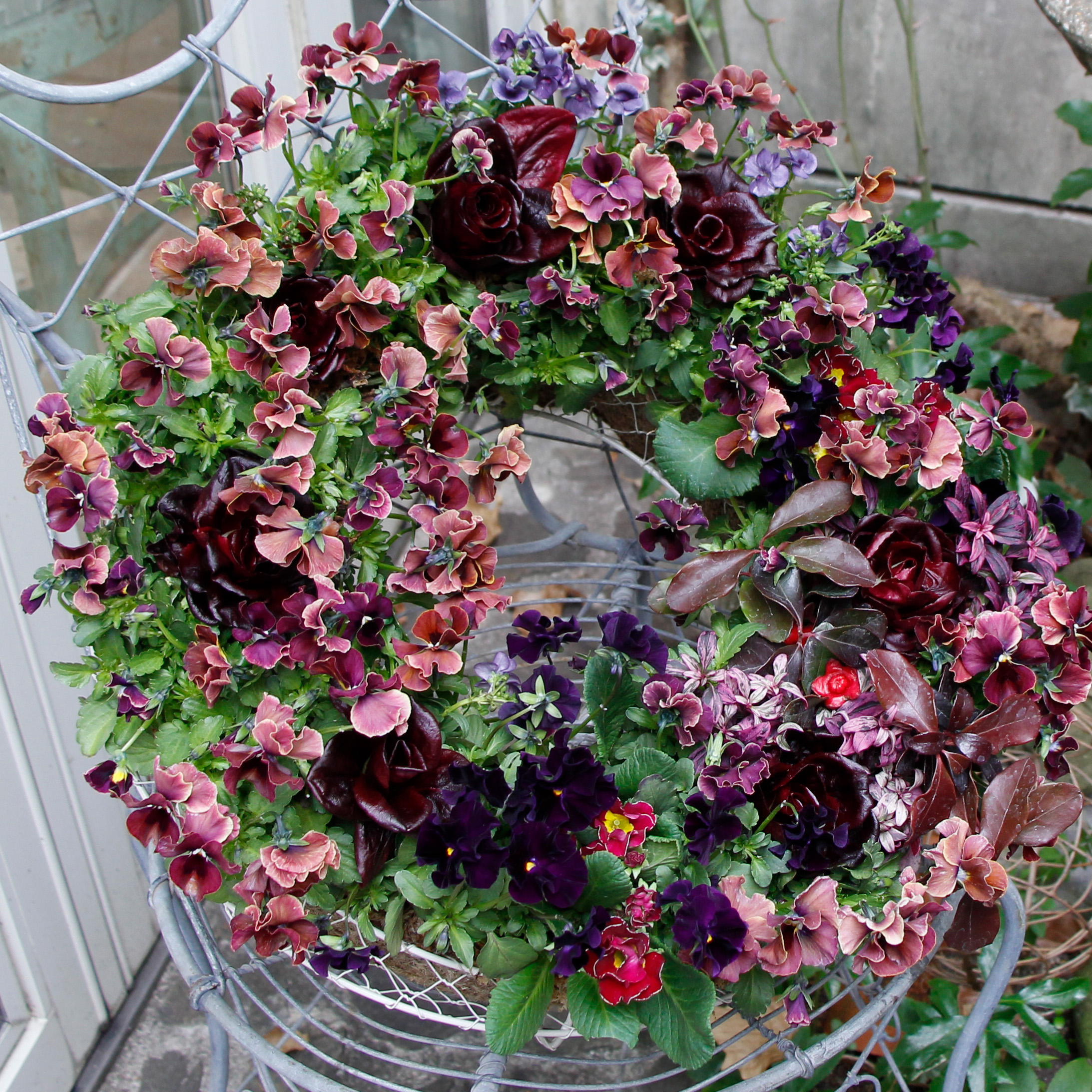 キャロルウィルソン  ペーパーボックス パンジー リース  ビオラ 花柄 キャロルウィルソン ペーパーボックス パンジー リース ビオラ 花柄