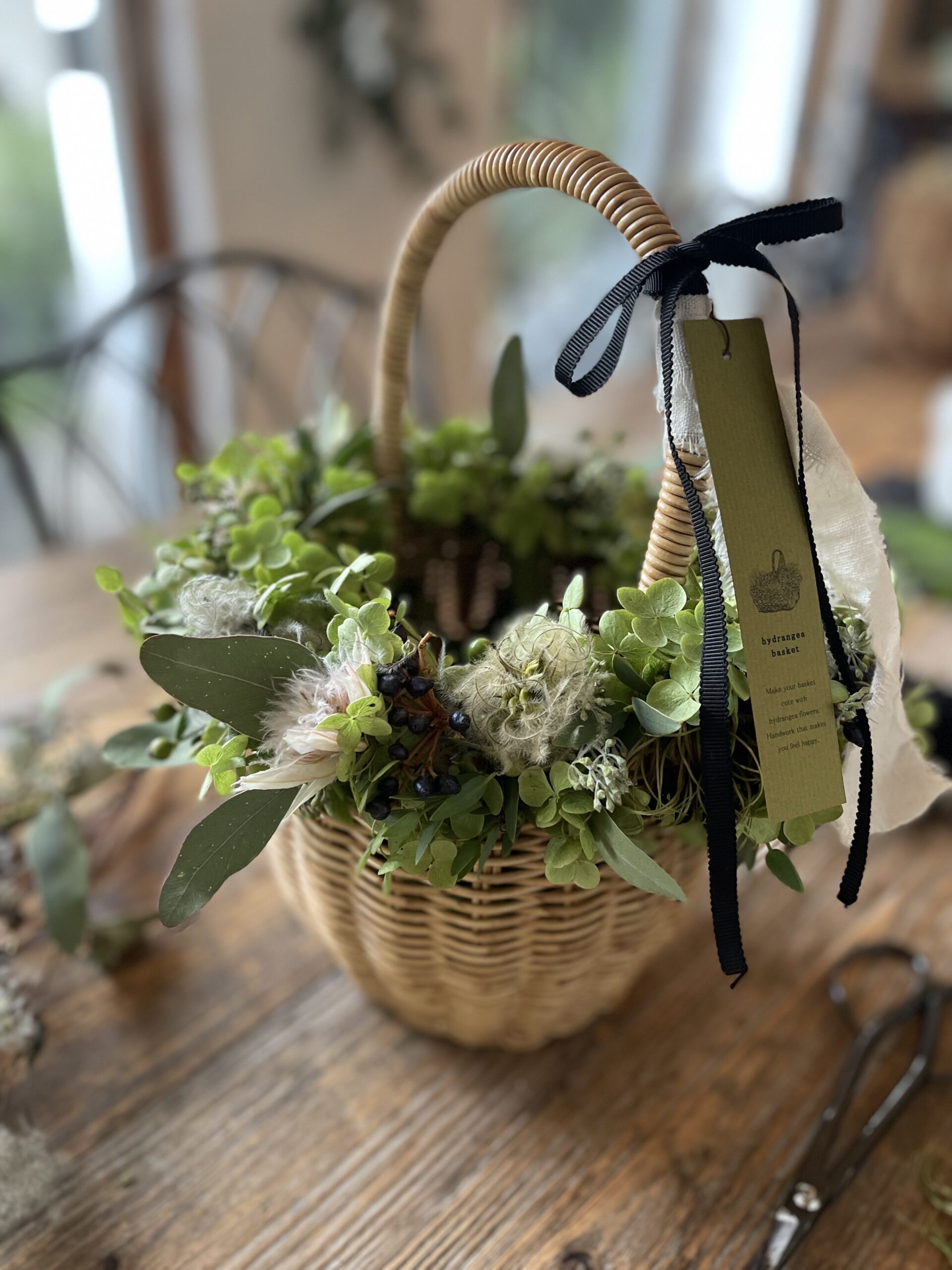 アナベルの花籠リース - GARDENS（ガーデンズ） | 香川県高松市の造園